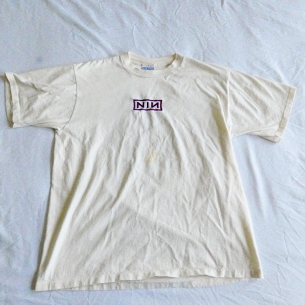 Nine Inch Nails 90s Vintage Downward Spiral T-shirt Purple Blue Embroidered READ